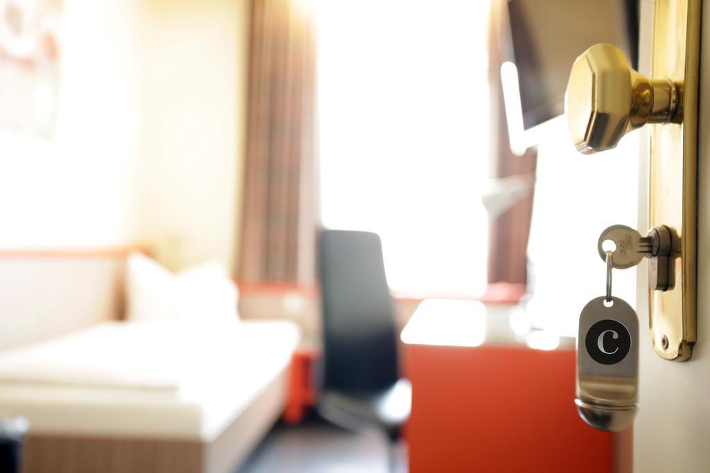 Trip Inn Hotel Ariane Köln Rum bild